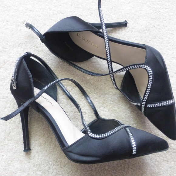 LE CHATEAU black satin pumps with skinny straps and clear rhinestones - Picture 8 of 11